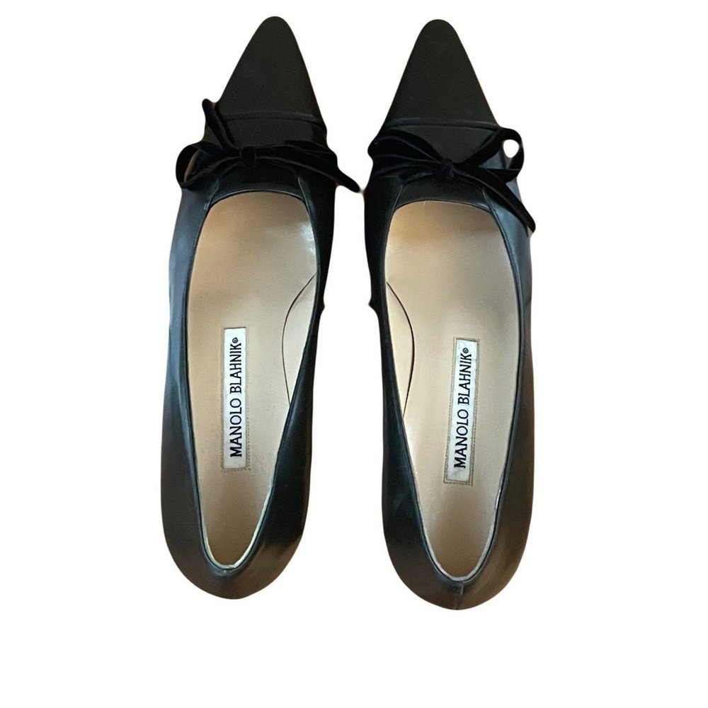 Manolo Blahnik Black Kitten Heel Pumps - Size 6.5 B